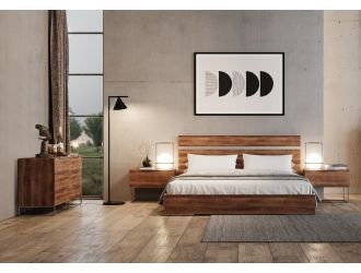 Queen Lorenzo Italian Modern Light Oak 4-Piece Bedroom Set